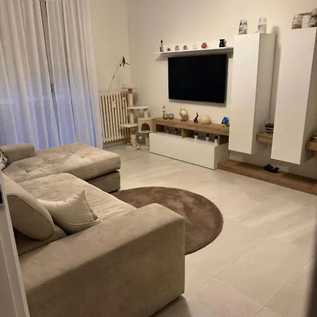 Kiwi House - Centro Апартаменти